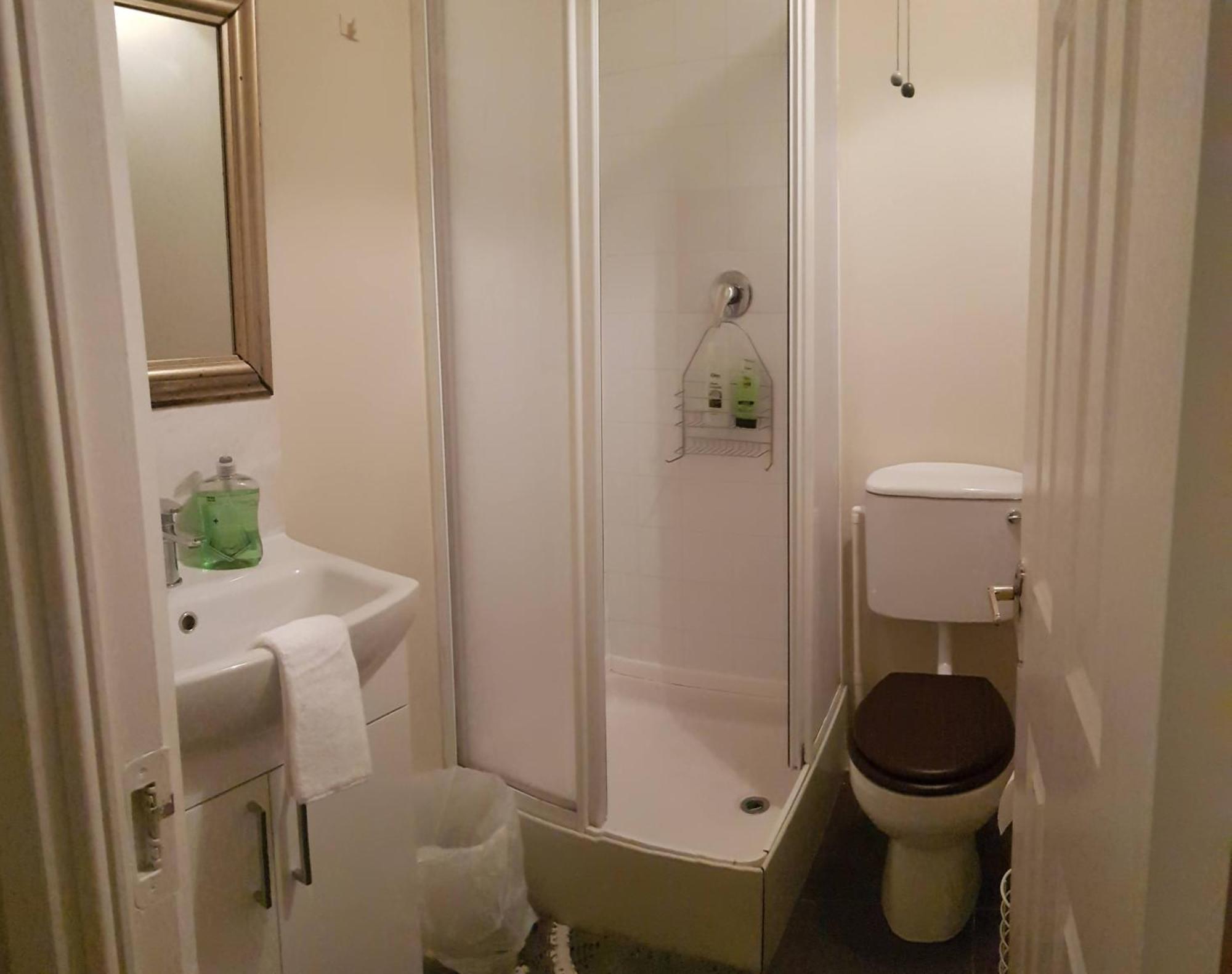 3 Bedroom 3 Bathroom House, Dublin Lucan Εξωτερικό φωτογραφία