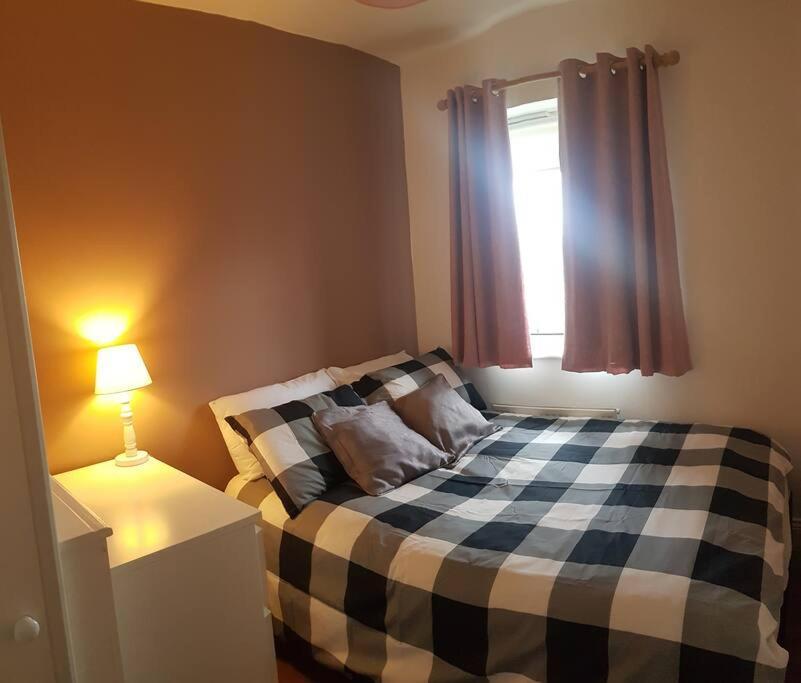 3 Bedroom 3 Bathroom House, Dublin Lucan Εξωτερικό φωτογραφία