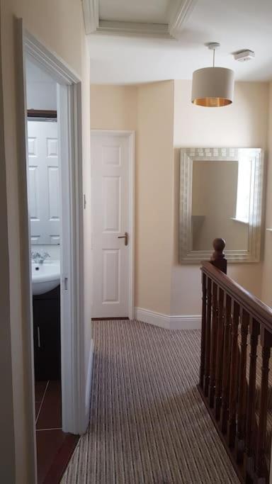 3 Bedroom 3 Bathroom House, Dublin Lucan Εξωτερικό φωτογραφία
